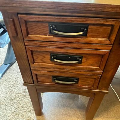 Vintage-style Solid Wood Executive 5 Drawer Desk