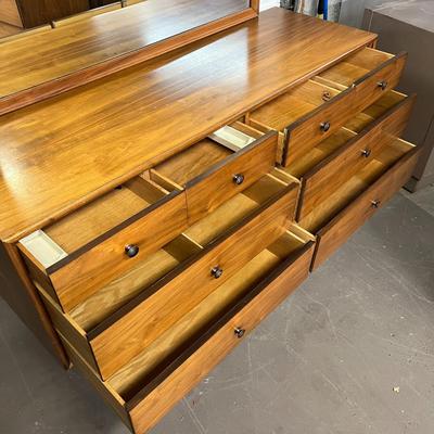GORGEOUS Drexel Mid-century Modern Walnut Dresser With Mirror