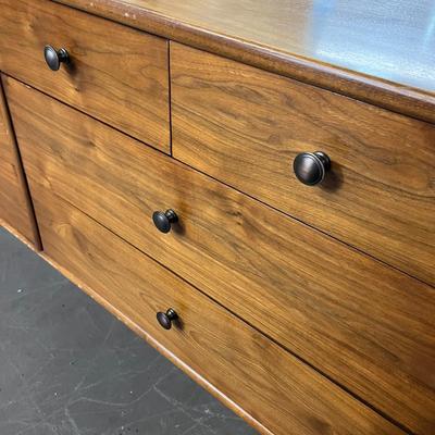 GORGEOUS Drexel Mid-century Modern Walnut Dresser With Mirror