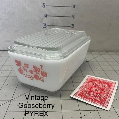 Vintage PYREX 502 Gooseberry Refrigerator Dish With Lid