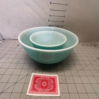 Set Of 2 Vintage PYREX 403 & 411 Bird Egg Blue Mixing Bowls