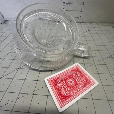 Vintage Clear Glass Citrus Juicer / Reamer