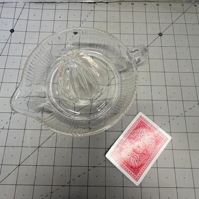 Vintage Clear Glass Citrus Juicer / Reamer