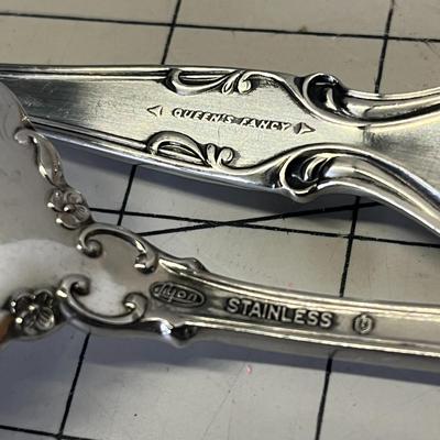 Lyon Queens Fancy Stainless Steel Flatware Set
