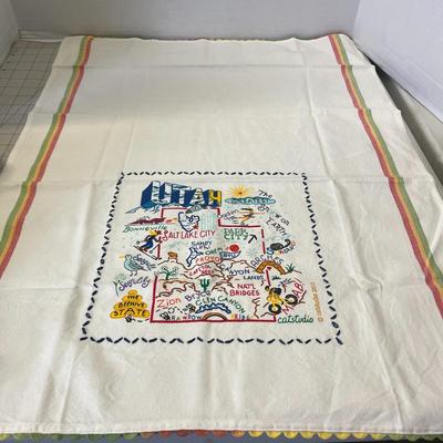 Catstudio Utah Hand-embroidered Style Tea Towel