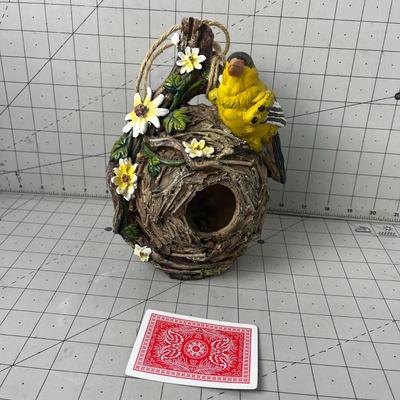 Garden Decor Bird House Outdoor Bird Resting Nest