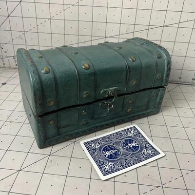 Double Banded Trunk Box Home Decor