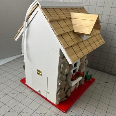 BIRDHOUSE Plow & Hearth Plow & Hearth Hanging Wooden Stone