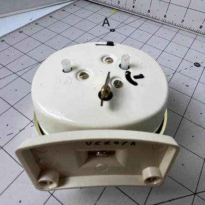 Westclox Baby Ben Alarm Clock Wind Up (1 works & winds, other does not wind)