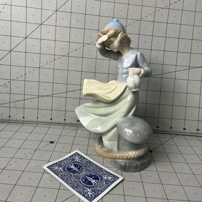 Vintage Duncan Royale Porcelain Figurine
