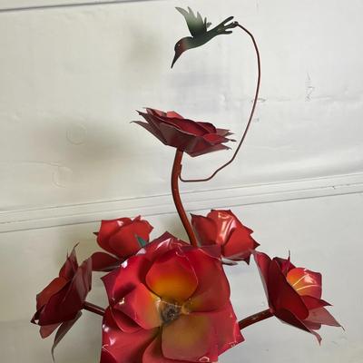Home Décor Metal Flower Bouquet With Base
