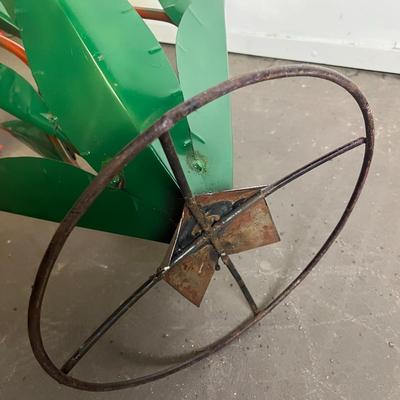 Home Décor Metal Flower Bouquet With Base