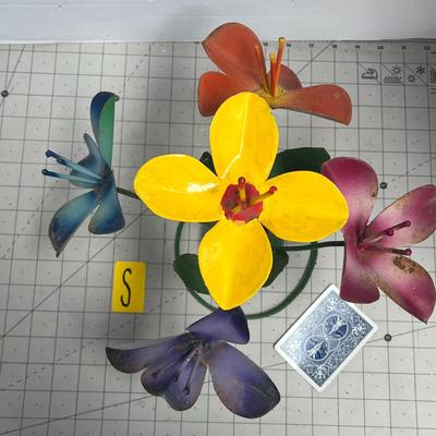 Metal Flowers Garden Stake Decor