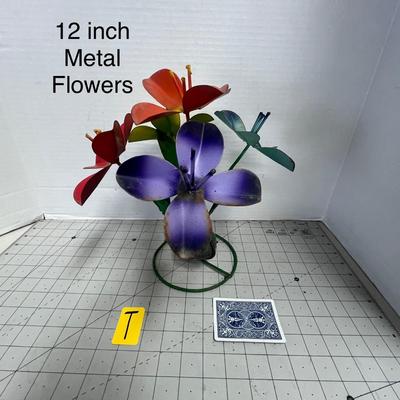 Metal Home Decor Showpiece