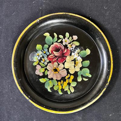 Toleware tray