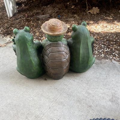 HAPPY LITTLE WELCOME FROGS AND SONGBIRD WHEELBARROW GROUND BIRD FEEDER