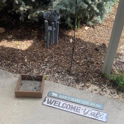 WILD BIRDS UNLIMITED FEEDER, SHEPHERD HOOK, WIND CHIME & TIN SIGNS,