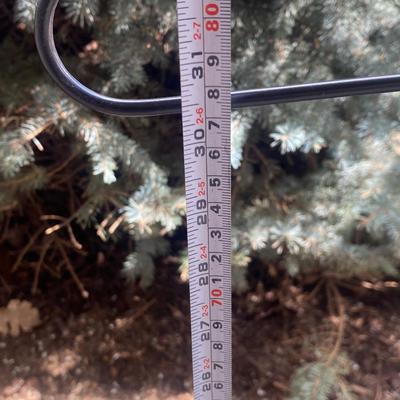 WILD BIRDS UNLIMITED FEEDER, SHEPHERD HOOK, WIND CHIME & TIN SIGNS,