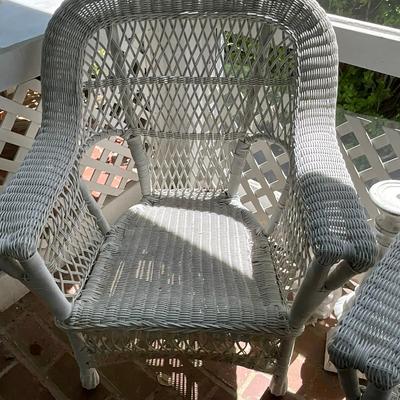 P609 Pair of Wicker Arm Chairs