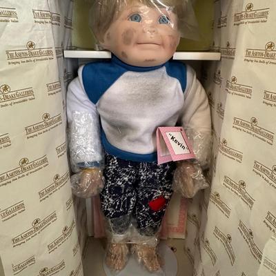 Ashton-Drake Dolls “Kevin” and “Chloe” *New in Box*