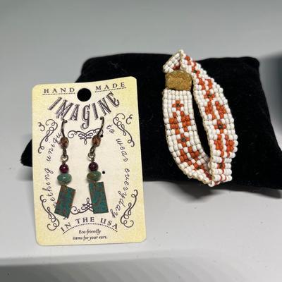 Peter Rabbit bank plus extras