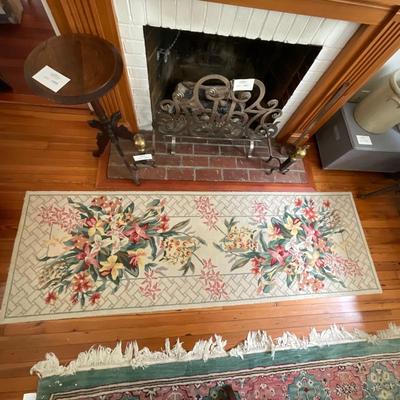 K722 Floral Runner Hooked Wool Rug