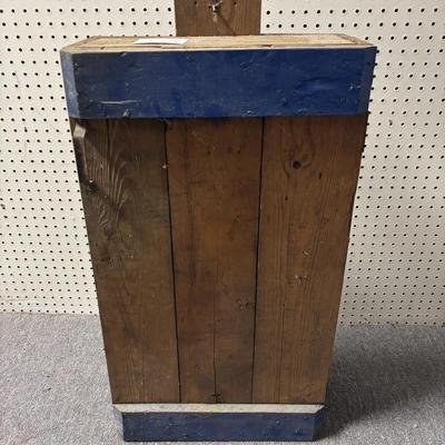 Vintage Wooden Cabinet