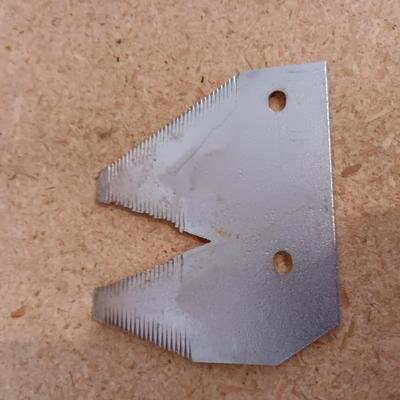 WHITACHROME H & S END SECTIONS "KEEPS MOWERS FROM PLUGGING"