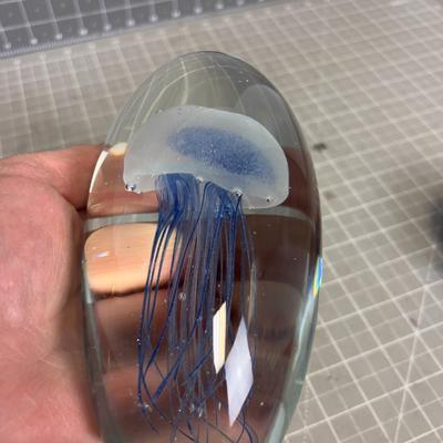 Paper Weight of Jelly Fish 