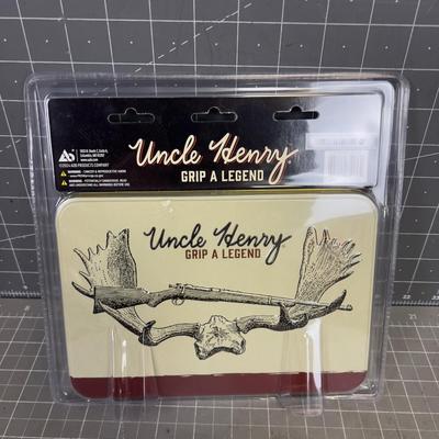 Uncle Henry Limited Edition Gift SET, NEW 3 Pocket Knives. 