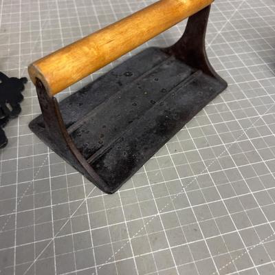 Unique Baccon Press and Trivet, Cast Iron