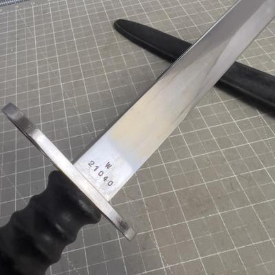 AM 57 Swiss Bayonet, with Sheath 