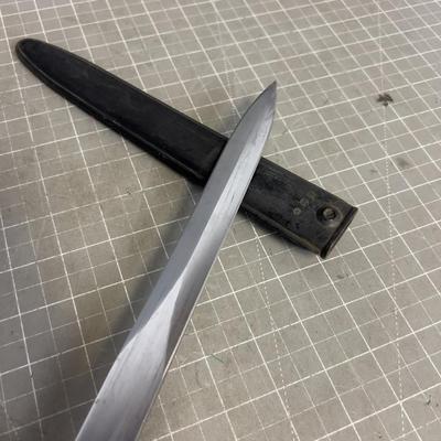 AM 57 Swiss Bayonet, with Sheath 