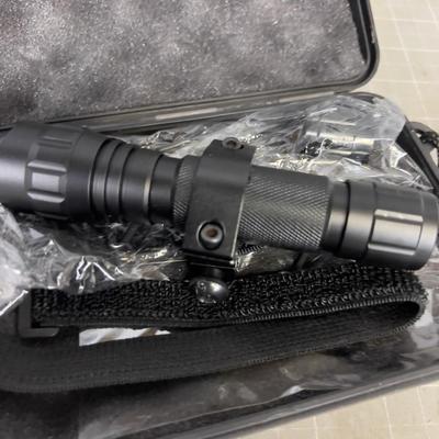 STRYKER Tactical Weapon Light 