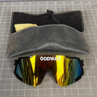 Vintage OODWAR Glasses 