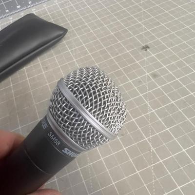 SURE SM 58 Microphone