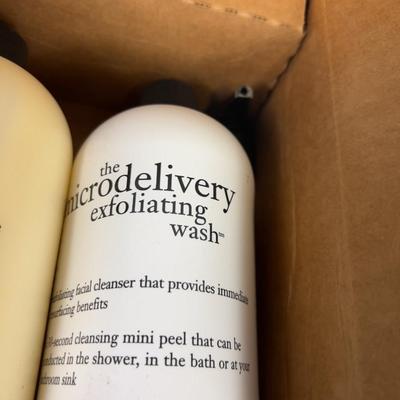Purity Facial Cleaner and Exfoliating Wash, New