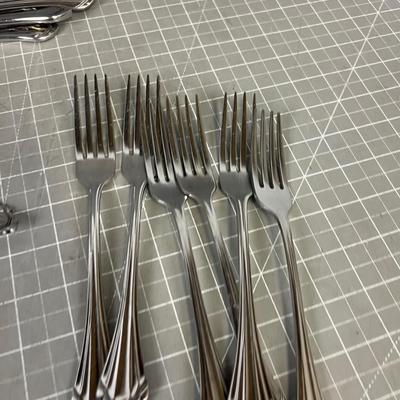 Partial Set of Onedia Silverware; Pattern is COMMUNITY