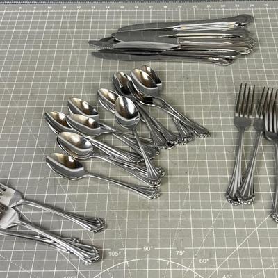 Partial Set of Onedia Silverware; Pattern is COMMUNITY