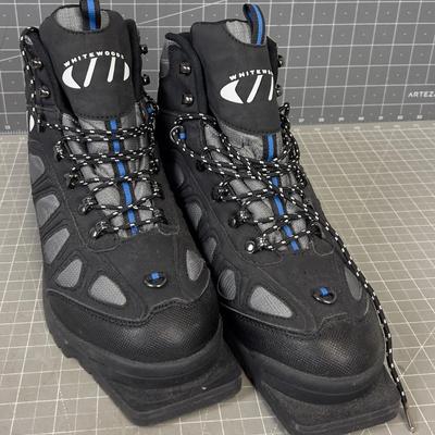 White Woods Cross Country Ski Boots