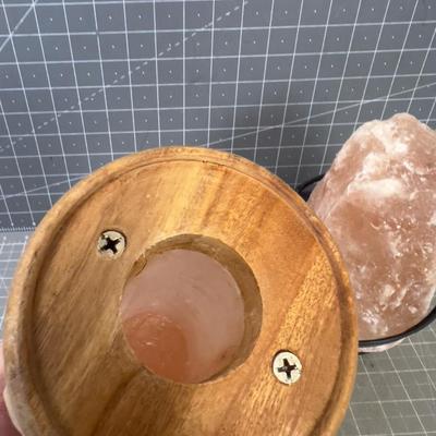 (2) Himalayan in Salt Crystals, 1 has a light 