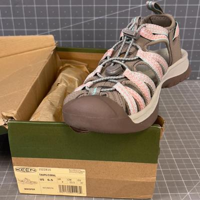 KEEN Whisper Sandle's, Taupe / Coral Size US 6.5 