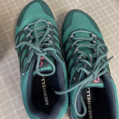 Merrell Women's Marine Bleu Hiking Shoe, NEW 