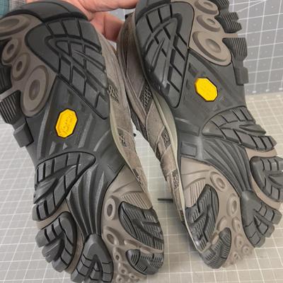 Merrell Men's Trail Hiking Shoe, NEW Size 9.5