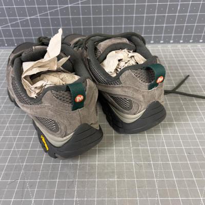 Merrell Men's Trail Hiking Shoe, NEW Size 9.5