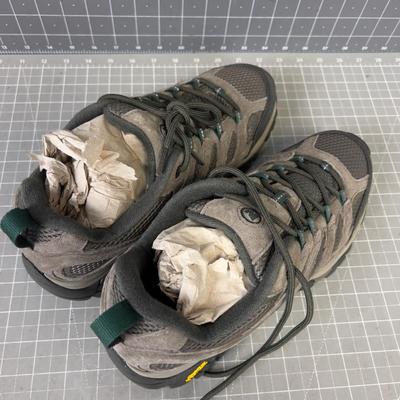 Merrell Men's Trail Hiking Shoe, NEW Size 9.5