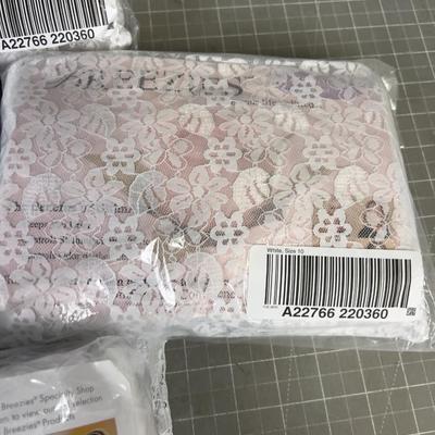 Women's WHITE UNDERWEAR (4 Packages ) NEW 