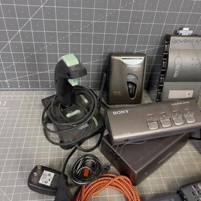 Assortment of Electrical Gadgets 