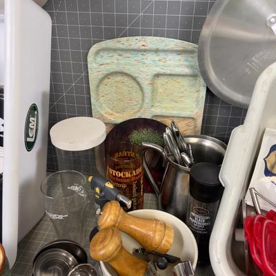 All the Kitchen Stuff in the WORLD