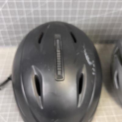 (2) Giro Helmets ski or snowboard? 